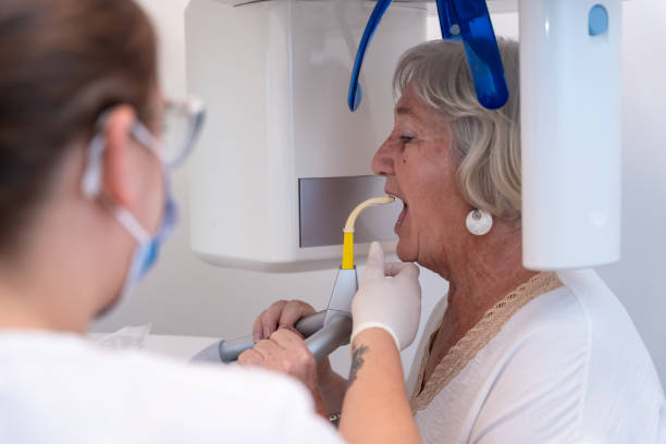Best Emergency Tooth Extraction in North Lakeport, CA